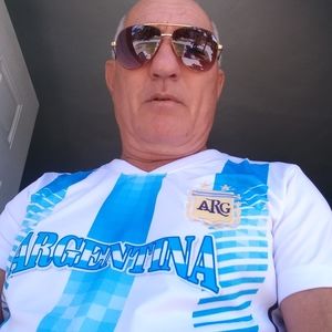 Meet your Posher, Antonio